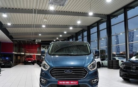 Ford Tourneo Custom I рестайлинг, 2021 год, 4 600 000 рублей, 1 фотография