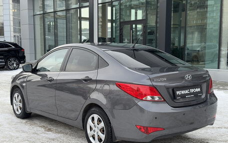 Hyundai Solaris II рестайлинг, 2015 год, 1 070 000 рублей, 6 фотография