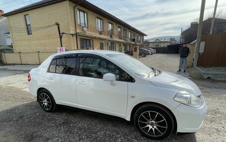 Nissan Tiida, 2005 год, 660 000 рублей, 2 фотография