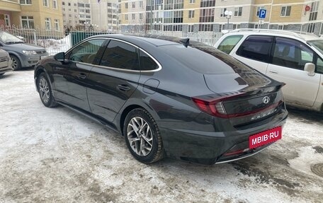 Hyundai Sonata VIII, 2021 год, 2 400 000 рублей, 6 фотография