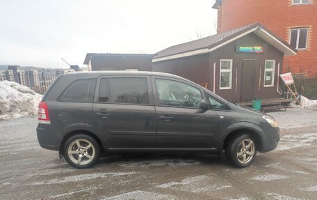 Opel Zafira B, 2012 год, 700 000 рублей, 3 фотография