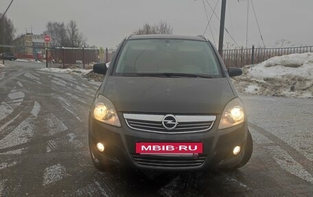 Opel Zafira B, 2012 год, 700 000 рублей, 4 фотография