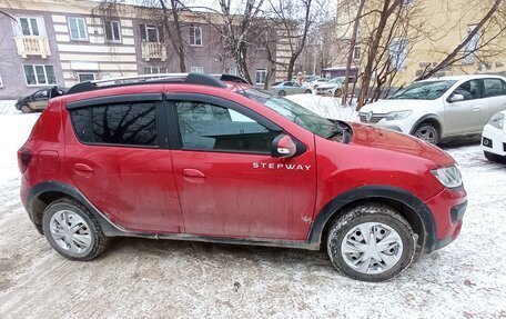 Renault Sandero II рестайлинг, 2017 год, 980 000 рублей, 3 фотография