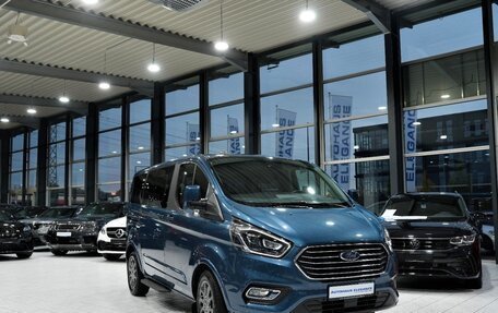 Ford Tourneo Custom I рестайлинг, 2021 год, 4 600 000 рублей, 3 фотография