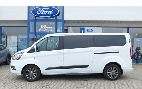 Ford Tourneo Custom I рестайлинг, 2023 год, 5 620 000 рублей, 2 фотография