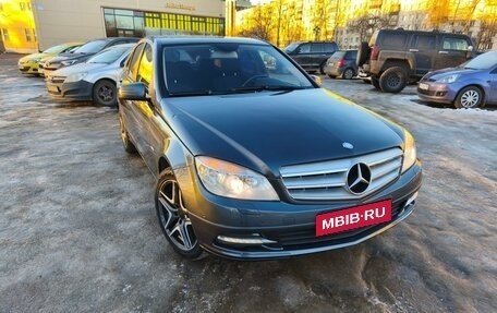 Mercedes-Benz C-Класс, 2010 год, 1 350 000 рублей, 3 фотография