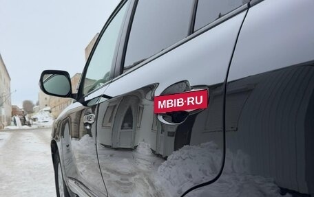 Toyota Land Cruiser 200, 2012 год, 3 900 000 рублей, 7 фотография