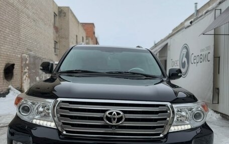 Toyota Land Cruiser 200, 2012 год, 3 900 000 рублей, 9 фотография