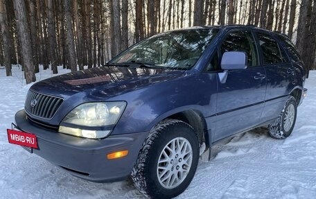 Lexus RX IV рестайлинг, 1999 год, 999 000 рублей, 3 фотография