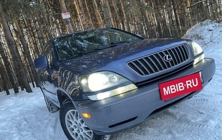 Lexus RX IV рестайлинг, 1999 год, 999 000 рублей, 10 фотография