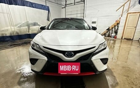 Toyota Camry, 2019 год, 3 000 000 рублей, 12 фотография