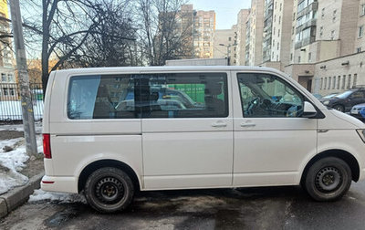 Volkswagen Caravelle T6 рестайлинг, 2018 год, 3 230 000 рублей, 1 фотография