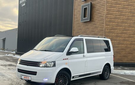 Volkswagen Transporter T5 рестайлинг, 2012 год, 2 475 000 рублей, 2 фотография