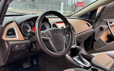 Opel Astra J, 2014 год, 980 000 рублей, 2 фотография