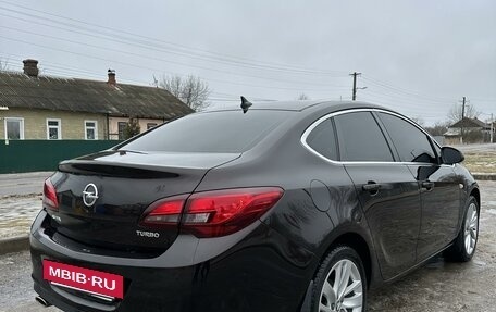 Opel Astra J, 2014 год, 980 000 рублей, 8 фотография