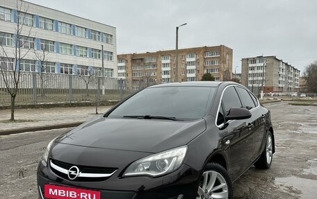 Opel Astra J, 2014 год, 980 000 рублей, 20 фотография