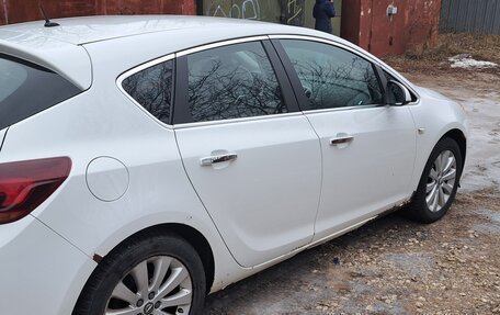 Opel Astra J, 2012 год, 650 000 рублей, 8 фотография