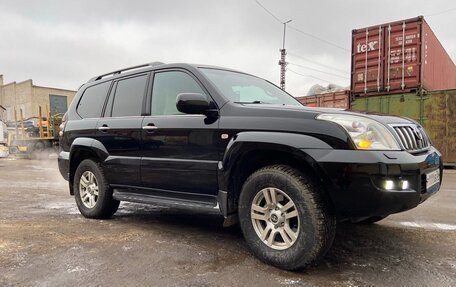 Toyota Land Cruiser Prado 120 рестайлинг, 2006 год, 2 600 000 рублей, 1 фотография