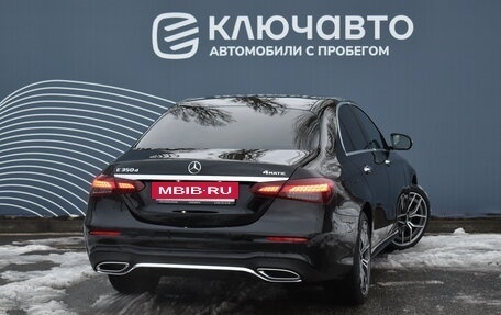 Mercedes-Benz E-Класс, 2021 год, 6 400 000 рублей, 2 фотография