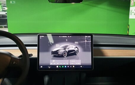 Tesla Model Y I, 2022 год, 6 000 000 рублей, 10 фотография