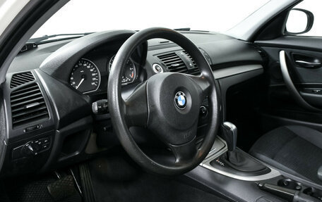 BMW 1 серия, 2011 год, 1 150 000 рублей, 12 фотография