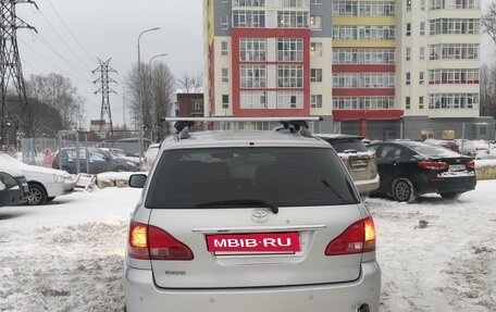 Toyota Avensis Verso I рестайлинг, 2003 год, 950 000 рублей, 4 фотография