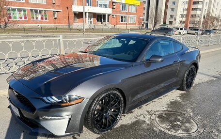 Ford Mustang VI рестайлинг, 2017 год, 2 399 000 рублей, 14 фотография