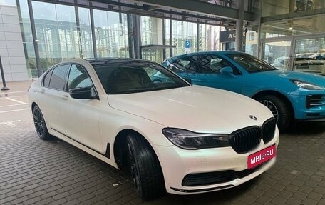 BMW 7 серия, 2016 год, 3 790 000 рублей, 1 фотография