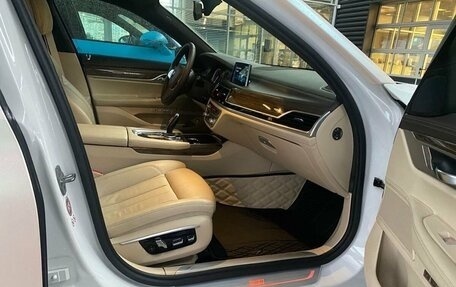 BMW 7 серия, 2016 год, 3 790 000 рублей, 6 фотография