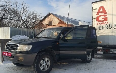 Toyota Land Cruiser 100 рестайлинг 2, 1998 год, 1 630 000 рублей, 1 фотография