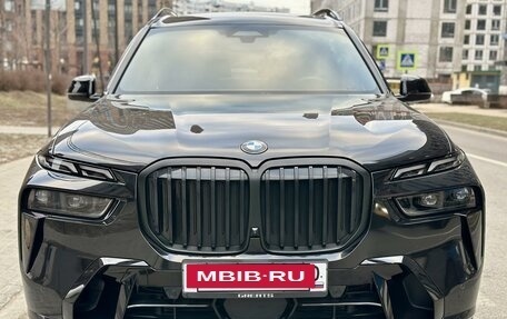 BMW X7, 2022 год, 13 999 000 рублей, 3 фотография