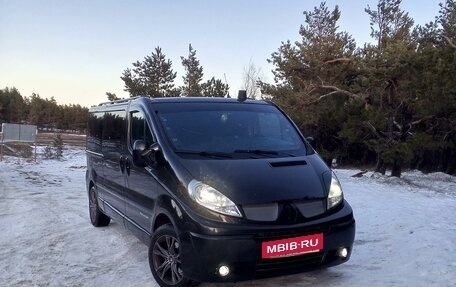 Renault Trafic, 2010 год, 1 800 000 рублей, 3 фотография