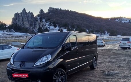 Renault Trafic, 2010 год, 1 800 000 рублей, 2 фотография