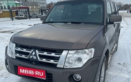 Mitsubishi Pajero IV, 2013 год, 2 950 000 рублей, 1 фотография