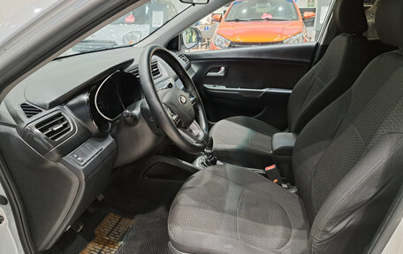 KIA Rio III рестайлинг, 2013 год, 812 000 рублей, 20 фотография