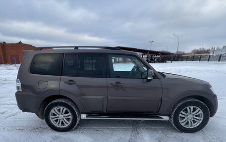 Mitsubishi Pajero IV, 2013 год, 2 950 000 рублей, 3 фотография