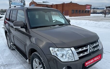 Mitsubishi Pajero IV, 2013 год, 2 950 000 рублей, 2 фотография