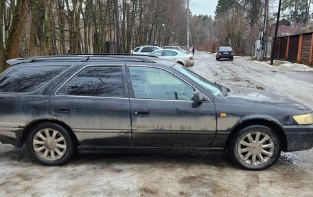 Toyota Camry, 1998 год, 420 000 рублей, 4 фотография