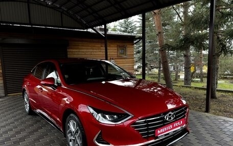 Hyundai Sonata VIII, 2020 год, 2 750 000 рублей, 2 фотография