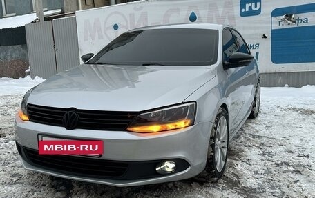 Volkswagen Jetta VI, 2013 год, 1 399 000 рублей, 22 фотография