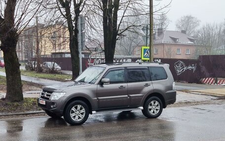 Mitsubishi Pajero IV, 2012 год, 2 499 999 рублей, 16 фотография