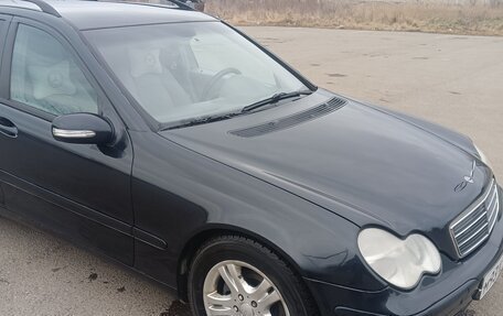 Mercedes-Benz C-Класс, 2002 год, 580 000 рублей, 4 фотография