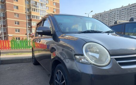 Toyota Sienta I, 2010 год, 845 000 рублей, 6 фотография