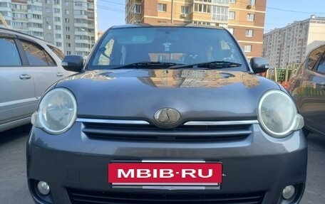 Toyota Sienta I, 2010 год, 845 000 рублей, 3 фотография