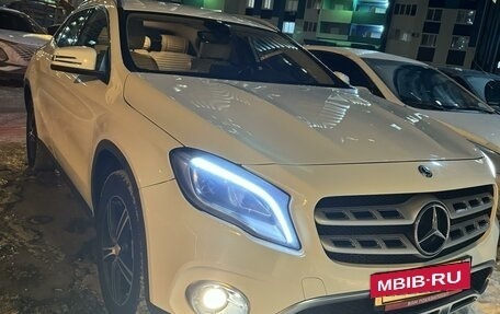 Mercedes-Benz GLA, 2018 год, 2 750 000 рублей, 2 фотография