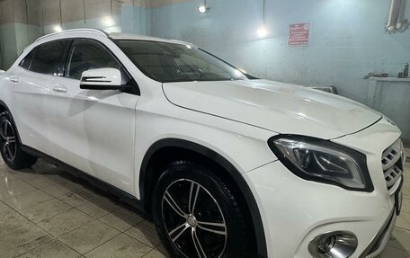 Mercedes-Benz GLA, 2018 год, 2 750 000 рублей, 5 фотография