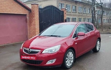 Opel Astra J, 2011 год, 745 000 рублей, 10 фотография