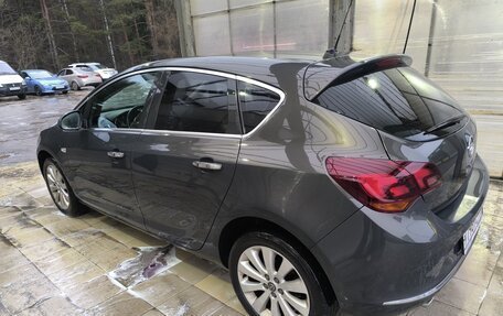 Opel Astra J, 2013 год, 950 000 рублей, 5 фотография