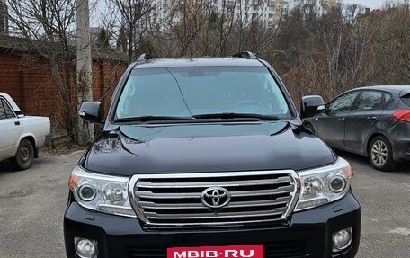 Toyota Land Cruiser 200, 2012 год, 3 650 000 рублей, 2 фотография