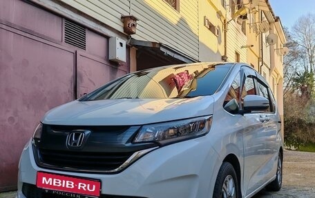 Honda Freed II, 2019 год, 1 900 000 рублей, 1 фотография